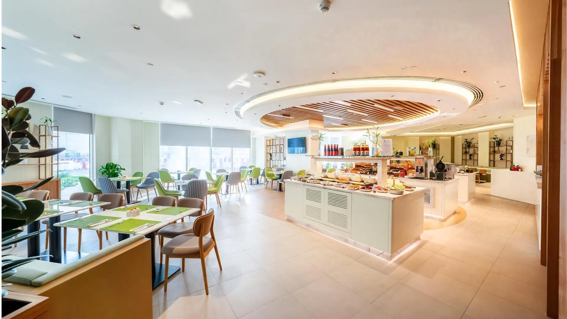 Hilton Garden Inn Dubai Jumeirah
