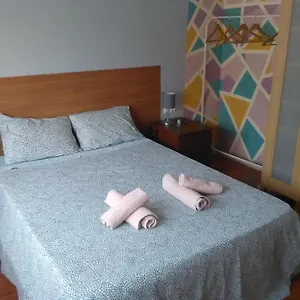 Проживание в семье Acogedora En Casa En Desayuno Incluido