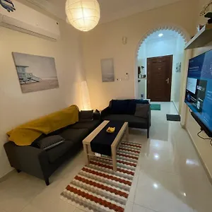 new-two-bedroom-apartment-with-free-parking.jeddahhotels.net/