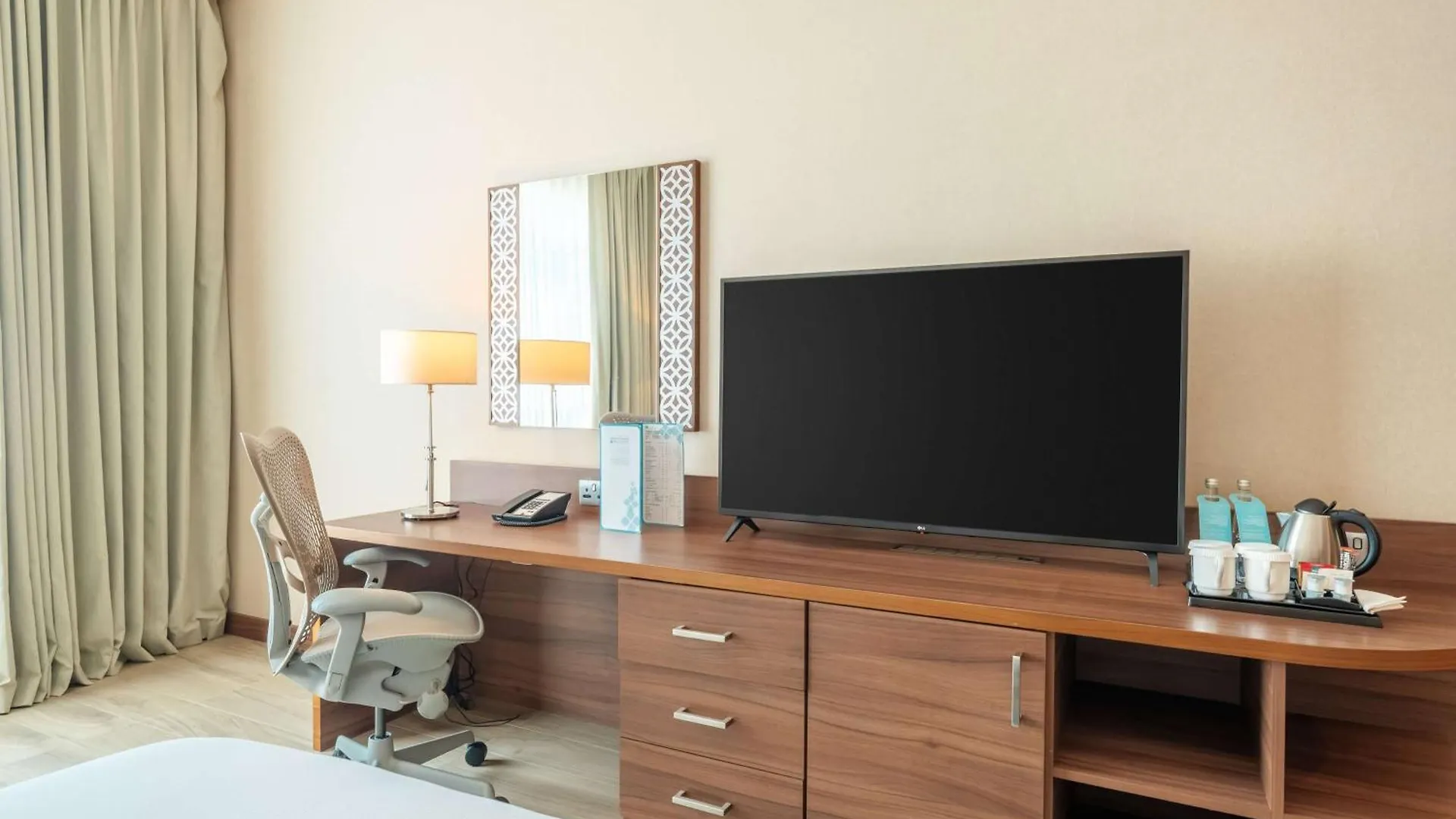 Hilton Garden Inn Dubai Jumeirah Hotel