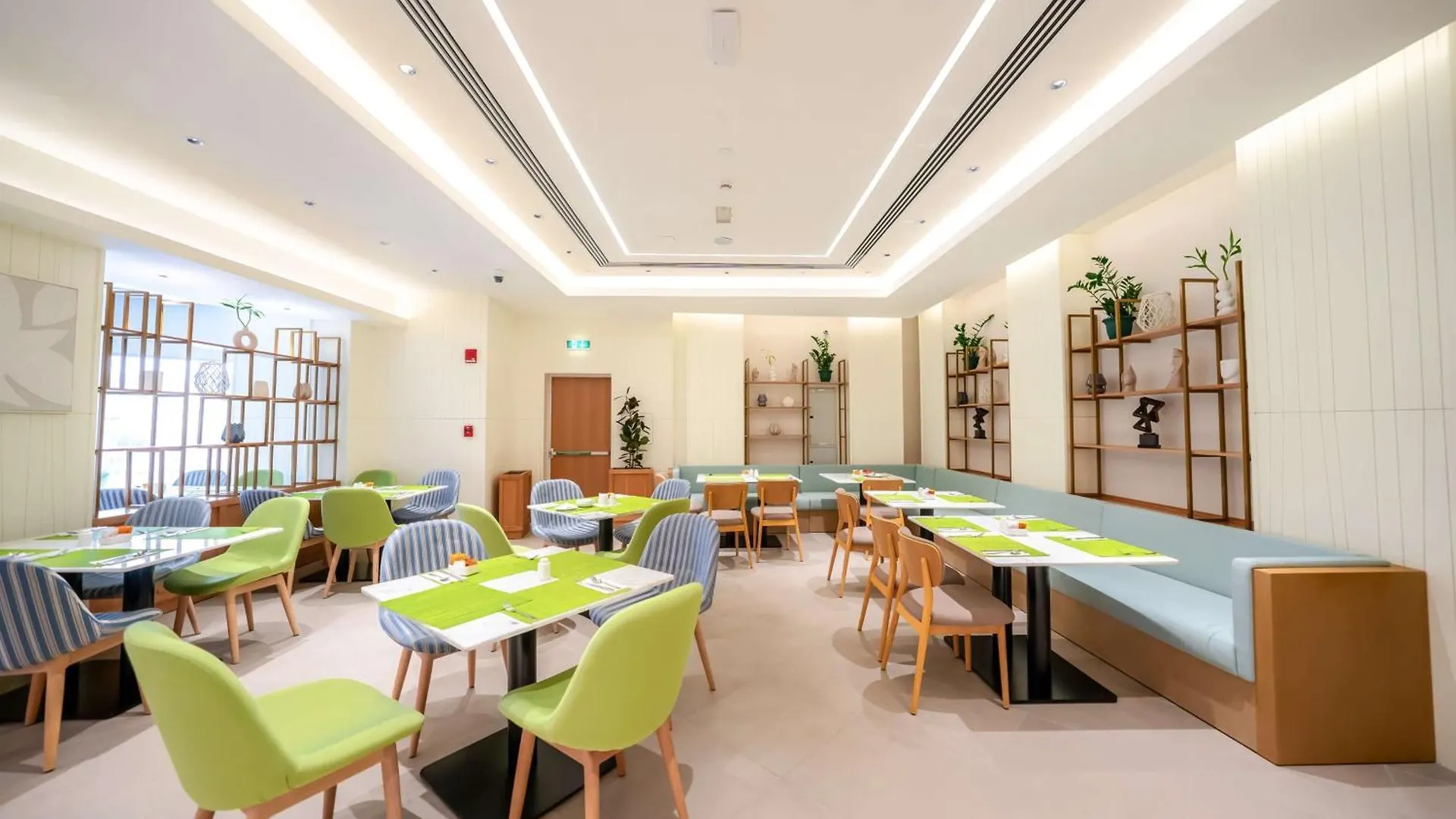 **** Hotel Hilton Garden Inn Dubai Jumeirah Emiratos Árabes Unidos